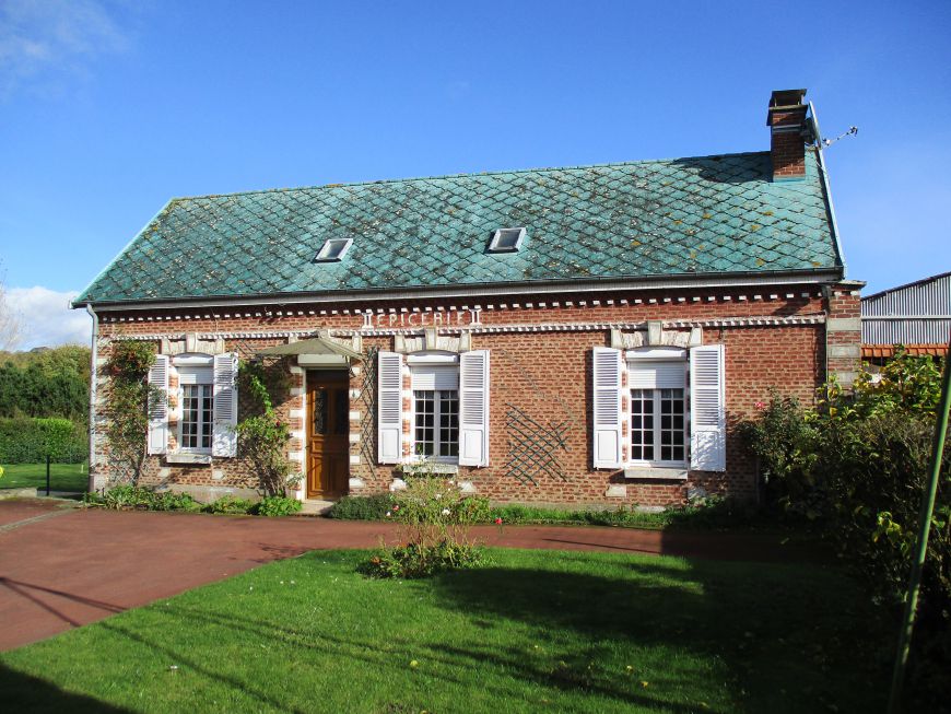 DOULLENS